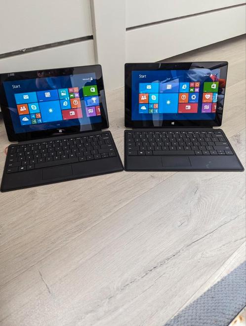 2 stuks Microsoft Surface rt izgst