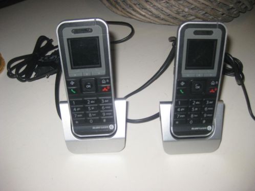 2 telefoons alcatel--lucent