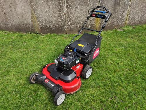 2 TORO grasmaaiers (type Timemasters, 76 cm. maaibreedte)