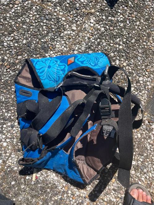 2 trapeze vesten voor zeilbootcatamaran