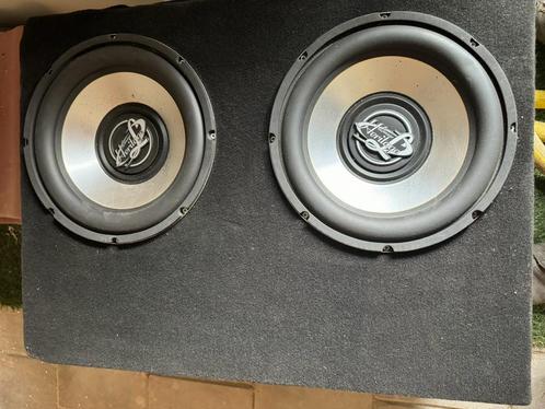 2 x 500 W RMS Lanzar Heritage 12 Subwoofers in bekisting
