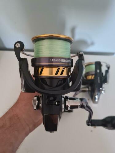 2 x daiwa legalis lt6000h