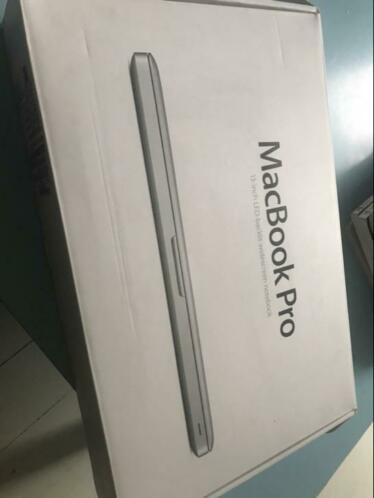 2 x mac book pro