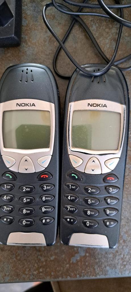 2 x oude nokia zonder opladers
