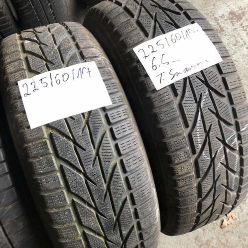 2 x Toyo Snowprox 225-60-17 Winterbanden 6,5mm