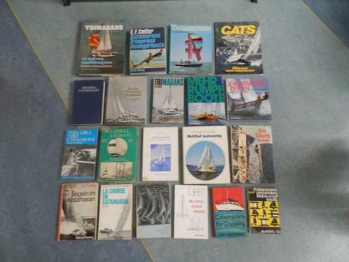 20 multihullboeken en 2 mappen losse documentatie vanaf 1970