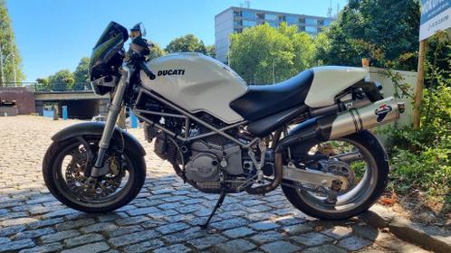 2001 Ducati Monster 900 - M900 Si.e.