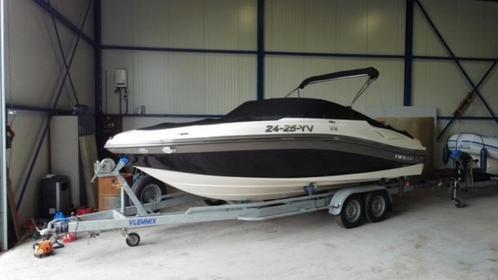 2012 Rinker Captiva 216BR - 2016 eerste te waterlating 