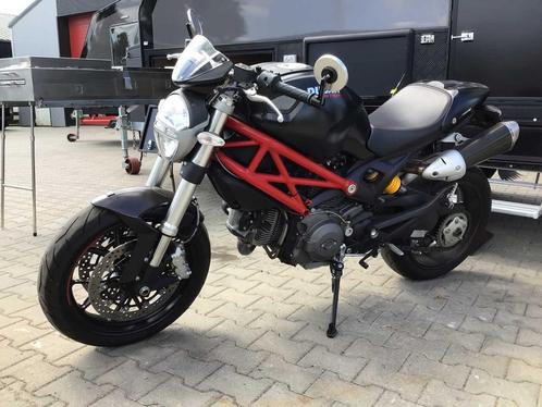 2013 - Ducati - Race - Monster 796 ABS - Motorfiets