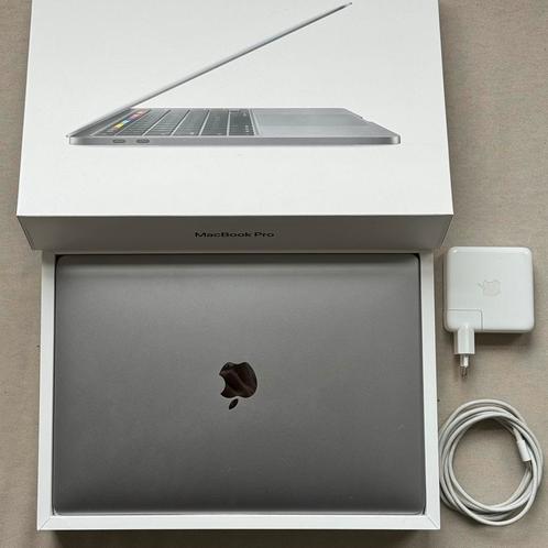 2021 MacBook Pro 13  16 GB ram  512 GB ssd  2 GHz i5