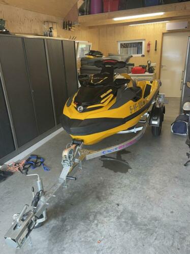2021 Seadoo RXT-RS 300 AUDIO. Incl trailer