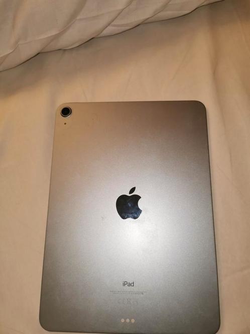 2022 Apple ipad air voor een goed prijsje gaat hij weg