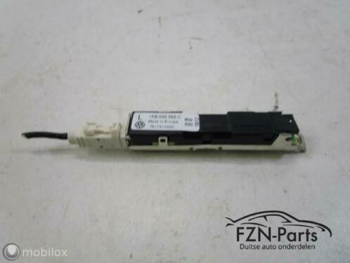 207269VW Scirocco 1K8 AntenneVersteker 1K8035552C