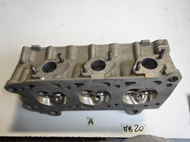 Cylinder head Maserati Biturbo