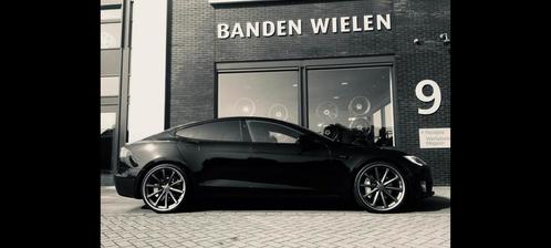 22 inch Vossen Velgen  bijna nieuwe banden Tesla Model S