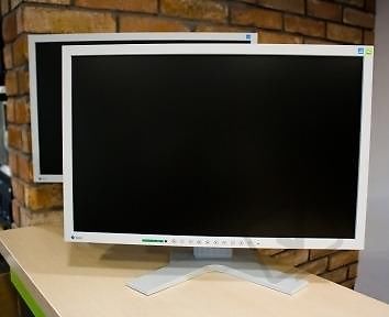 22 Inch Widescreen LCD Monitor (FlexScan S2202W)