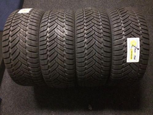 2454518 96V Dunlop M3 winter RUNFLAT 4 stuks Nieuw gratis 