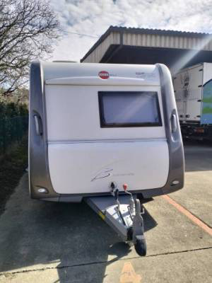 Burstner 390 TS caravan