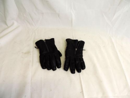 2895. Zwarte, leren handschoenen, gevoerd.