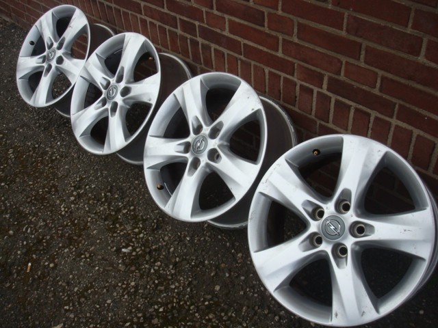 17'' inch Originele Opel Velgen Steek 5x115
