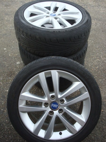 17''Originele Fiat Velgen en Banden Steek 5x110