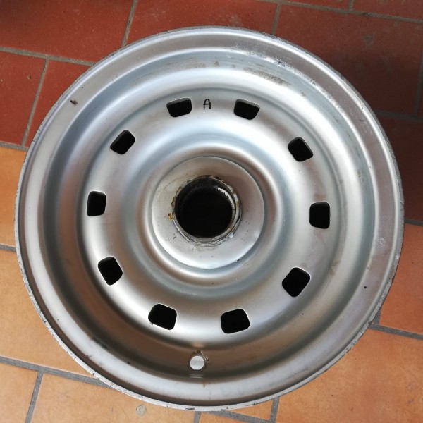 Wheel rim Ferrari 365 GT