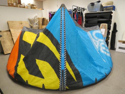 2e hands f-one,slingshot,core,flysurfer,ozone,naish