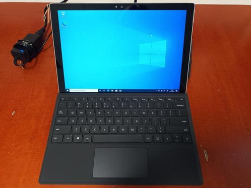 2e hands Microsoft Surface Pro 4