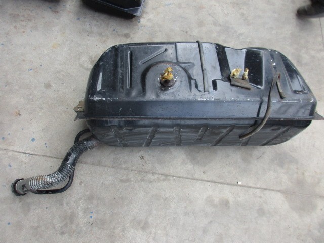 Fuel tank Mercedes SLC series 1