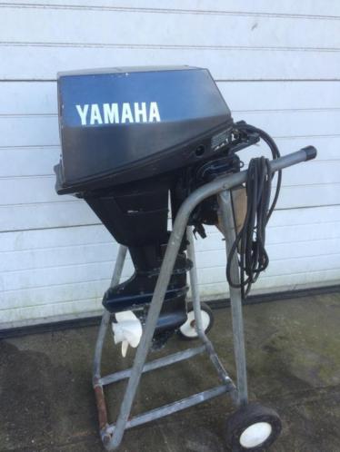 2x 9.9pk Yamaha 4 takt en 2 takt kortstaart elekt.start