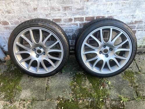 2x Abarth 595 Tributo Ferrari Titanio velgen met zomerbanden