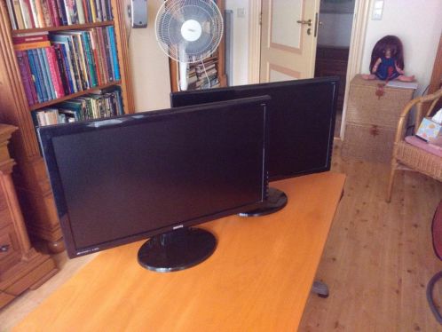 2x BenQ GL2450  kabels zie beschrijving voor specificati