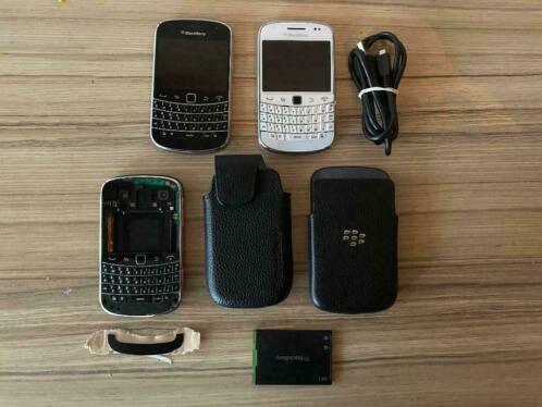 2x Blackberry 9900 Bold Zwart en Wit incl.extra039s