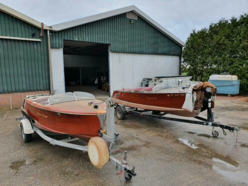 2x Chris Craft runabout 03939 amp 03949 volledig originele staat