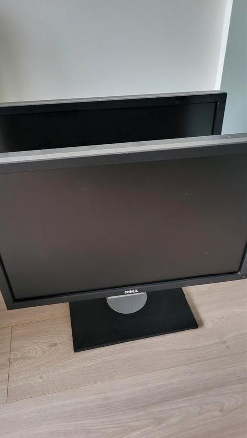 2x Dell U2410f monitor (beeldscherm)