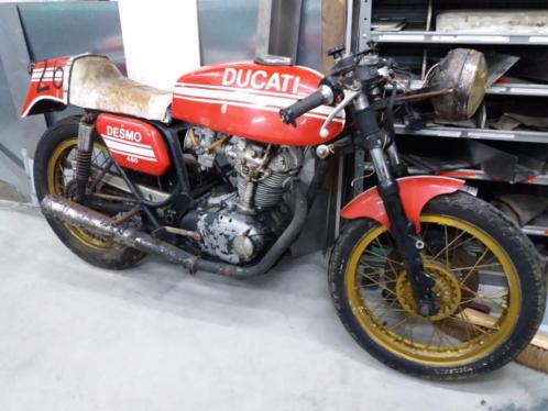 2x Ducati koningsasser uit de strijd. 250 cc en 450 cc