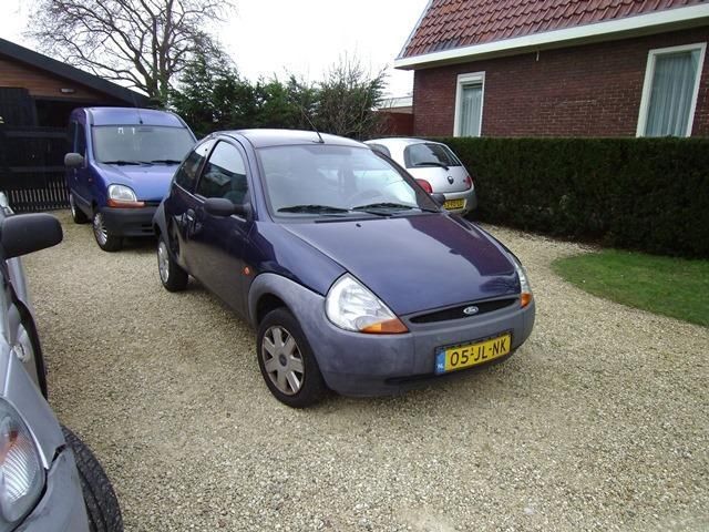 2x Ford Ka 2002 1 renault kangoo 1999