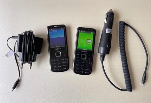 2x het luxe model Nokia 6700c zwart