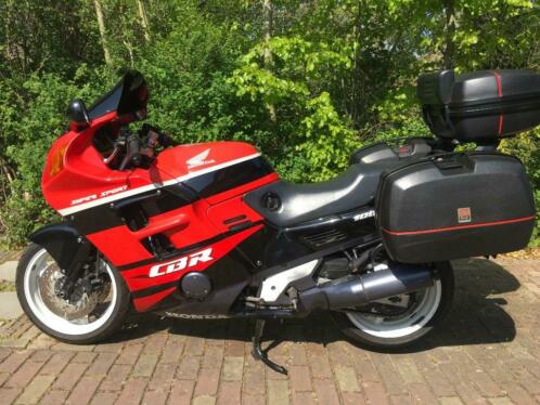 2x Honda CBR 1000 F te koop