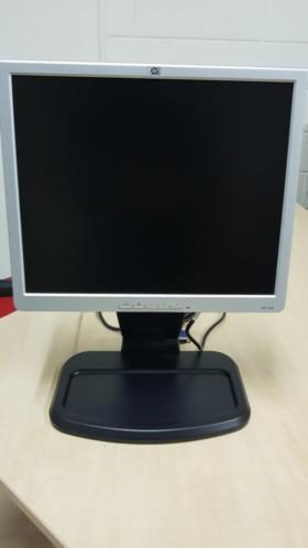 2x HP 1740 lcd tft monitor