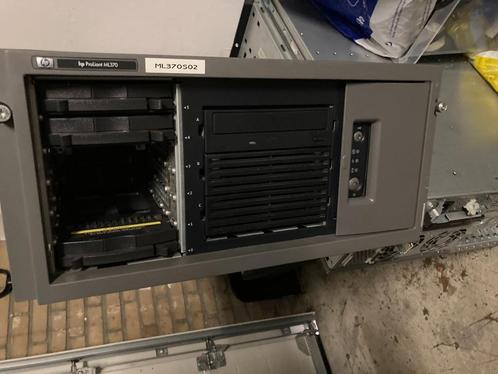 2x HP Proliant ML370 G4 servers