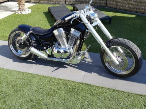 2x Intruder 1400 Custom