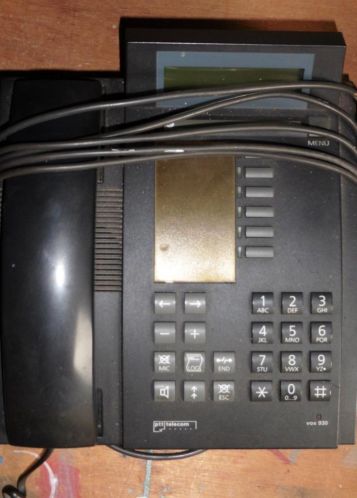 2x ISDN telefoon en 1x Siemens DECT handset