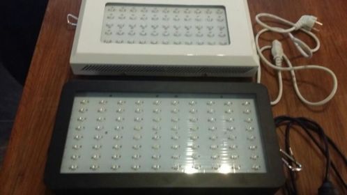 2x kweek led lampen