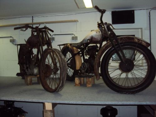 2x peugeot p109 motoren