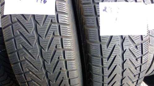 2x Vredestein 4Xtreme 235-70-16 Winterbanden 5,5mm