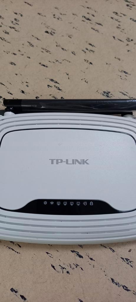 2x WLAN router TL-WR841N