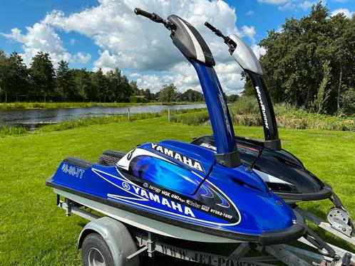 2x Yamaha 701 jetski op dubbele trailer