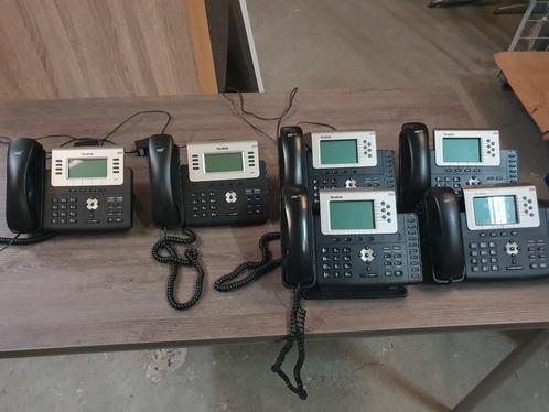 2x Yealink T27P  4x SIP-T28P (kantoor telefoon) np 941 euro