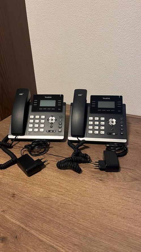 2x Yealink T41S telefoons